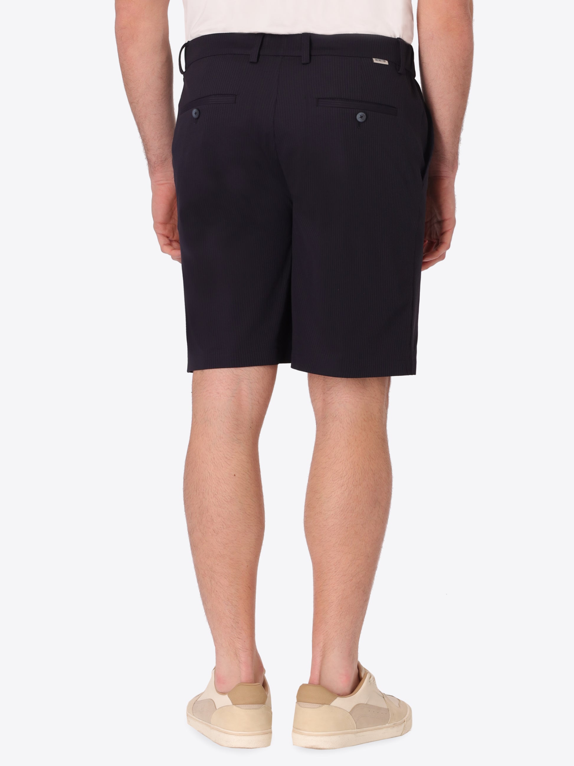 High-Perform12 Bermuda Leccio In Raised-Stripe Technical Stretch Fabric - Icon