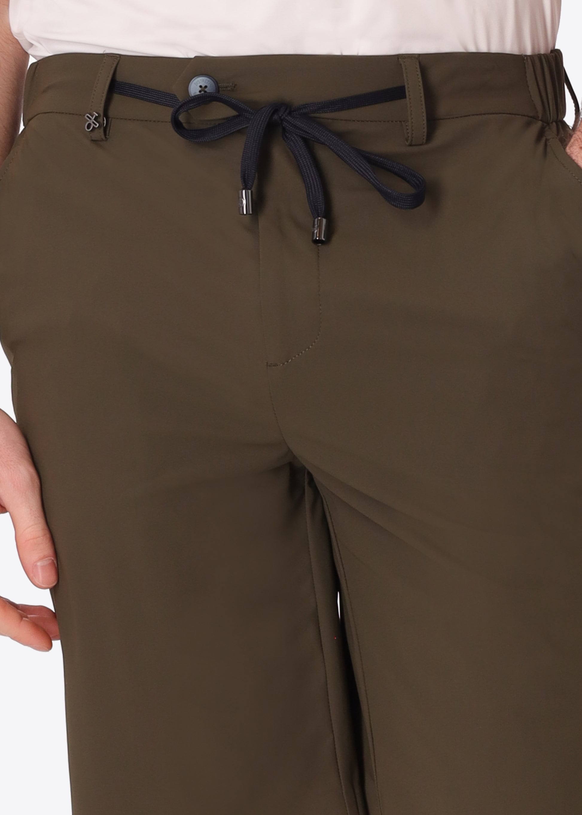 High-Perform12 Bermuda Shorts Active M26