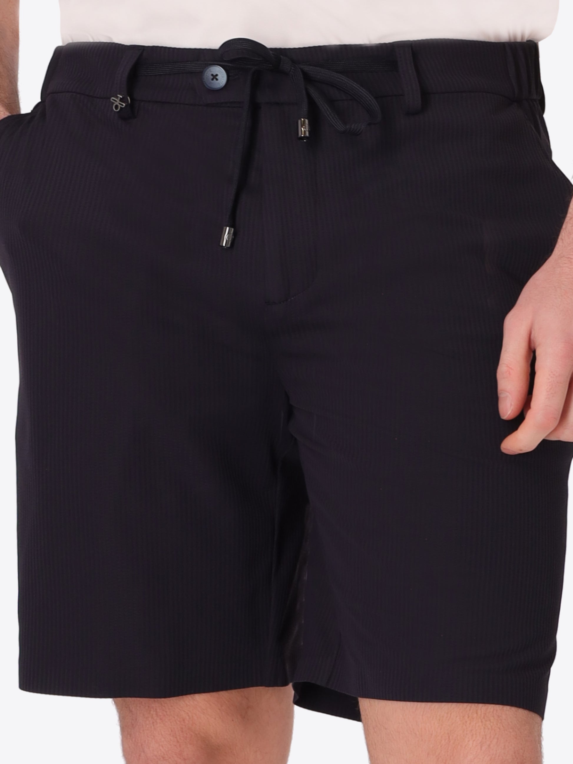 High-Perform12 Bermuda Leccio In Raised-Stripe Technical Stretch Fabric - Icon