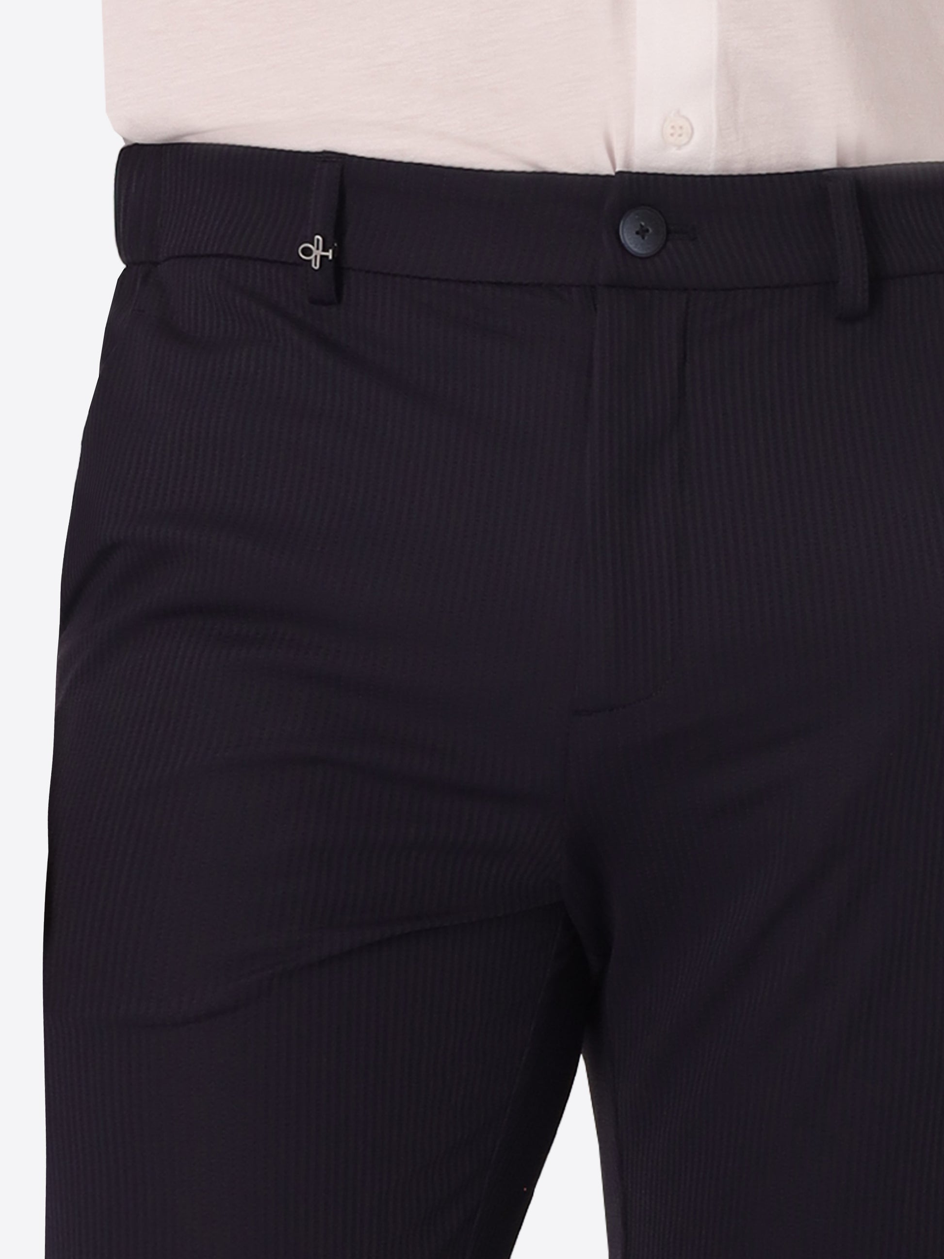 High-Perform12 Kos Hose Leccio Aus Technischem Stretchgewebe Mit Reliefstreifen