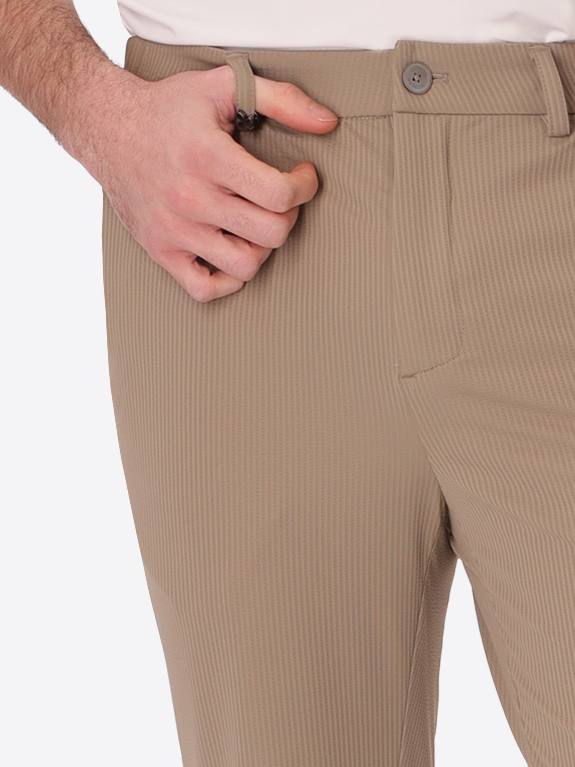 High-Perform12 Kos Hose Leccio Aus Technischem Stretchgewebe Mit Reliefstreifen - Icon