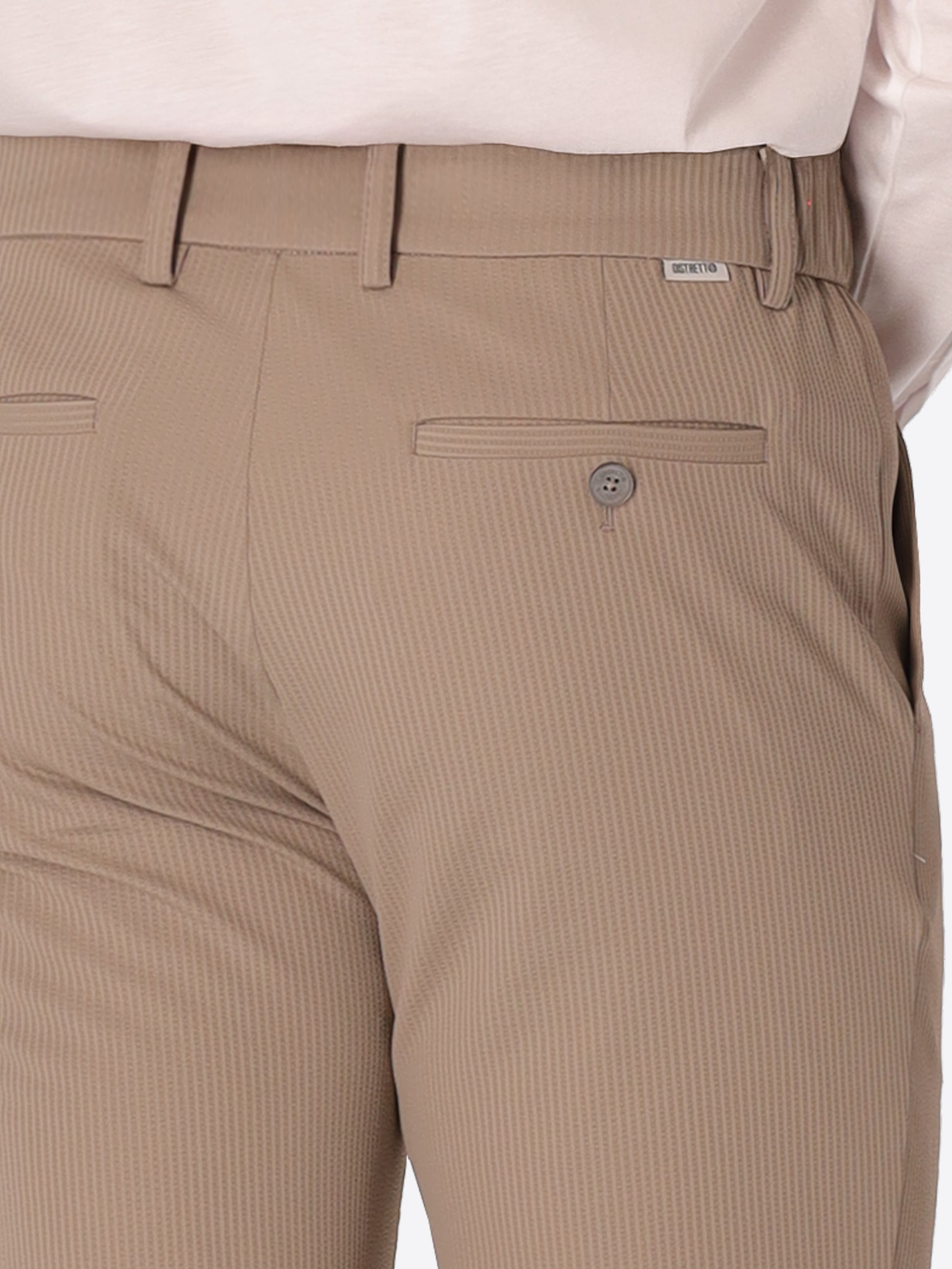 High-Perform12 York Hose Leccio Aus Technischem Stretchgewebe Mit Reliefstreifen
