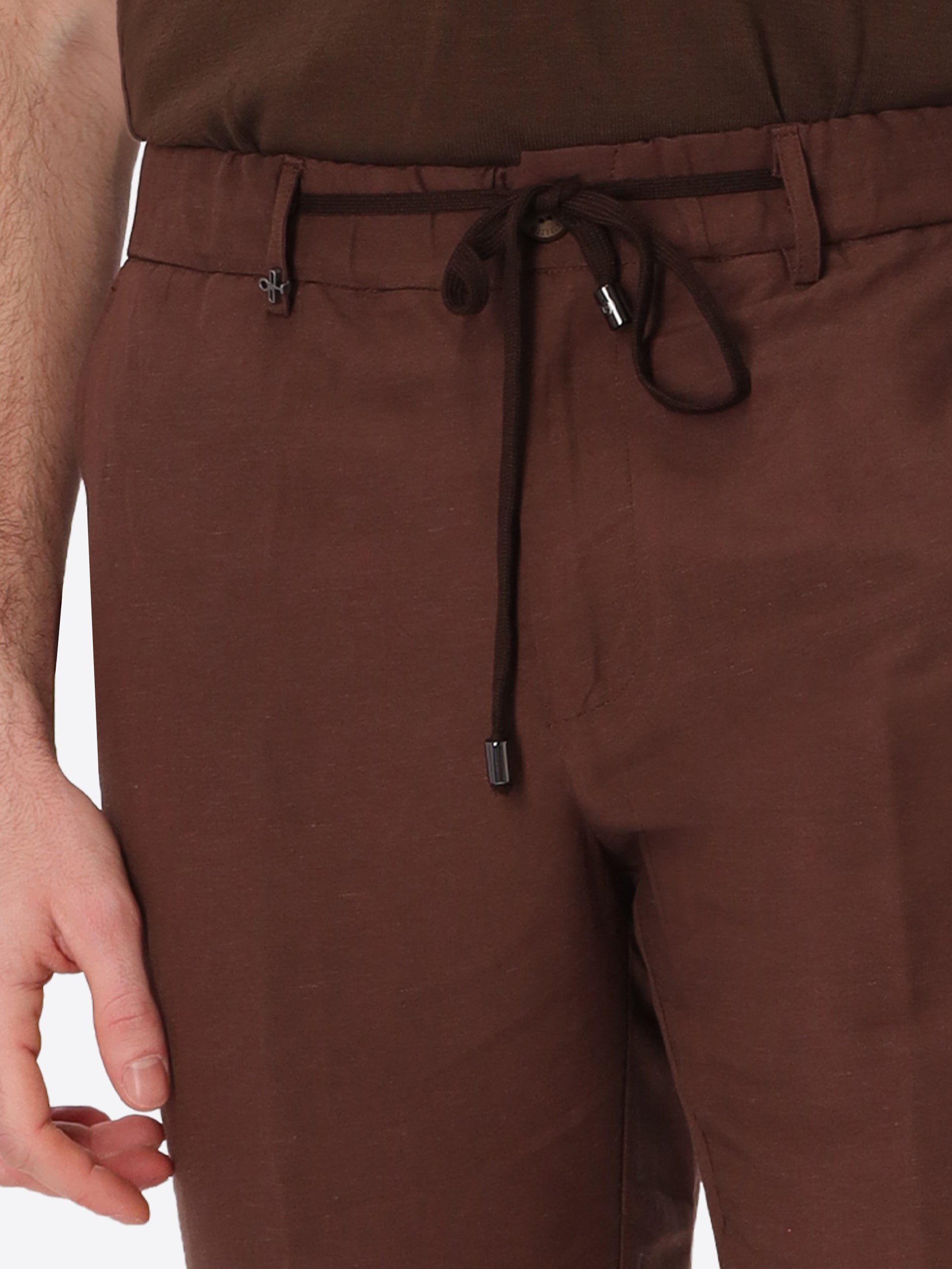 Pantalone Relax Alloro In Tessuto Leggero Misto Lino Viscosa