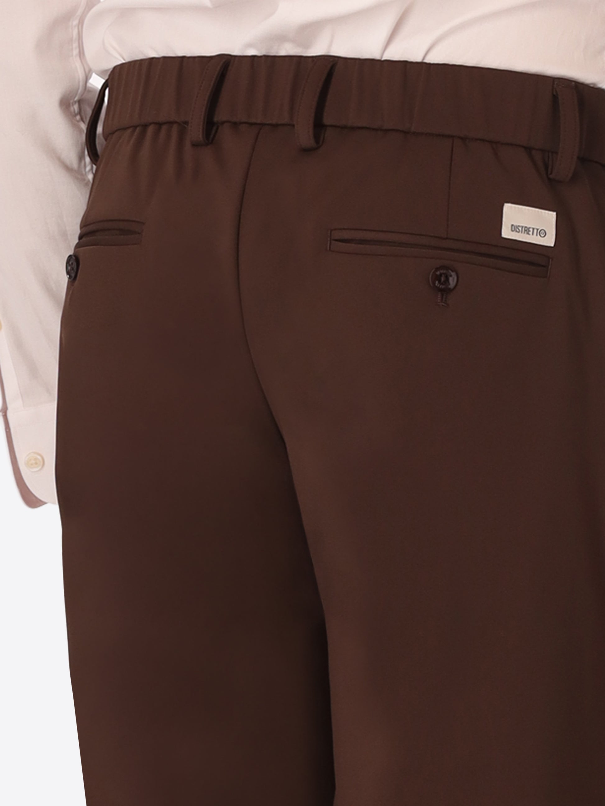 Relax H.P. M26 Brown High-Perform12 Technical Trousers - Close-Up Of The Back Pocket