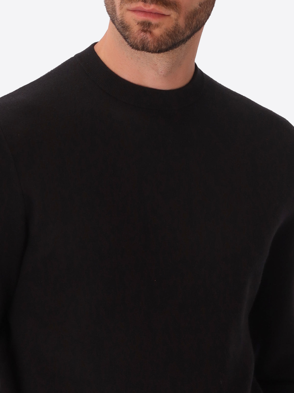 Black Sustainable Viscose-Blend Compact Knit Sweater Ayres - Close-Up Of The Collar