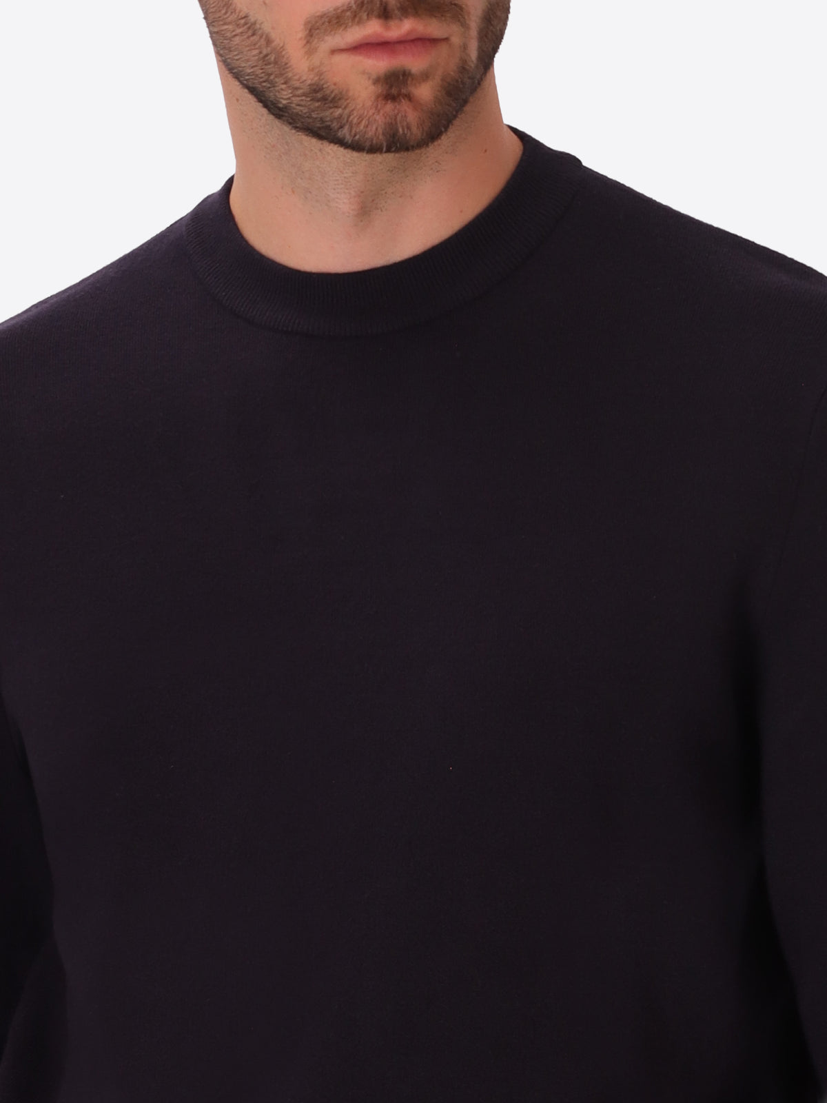 Blue Sustainable Viscose-Blend Compact Knit Sweater Ayres - Close-Up Of The Collar