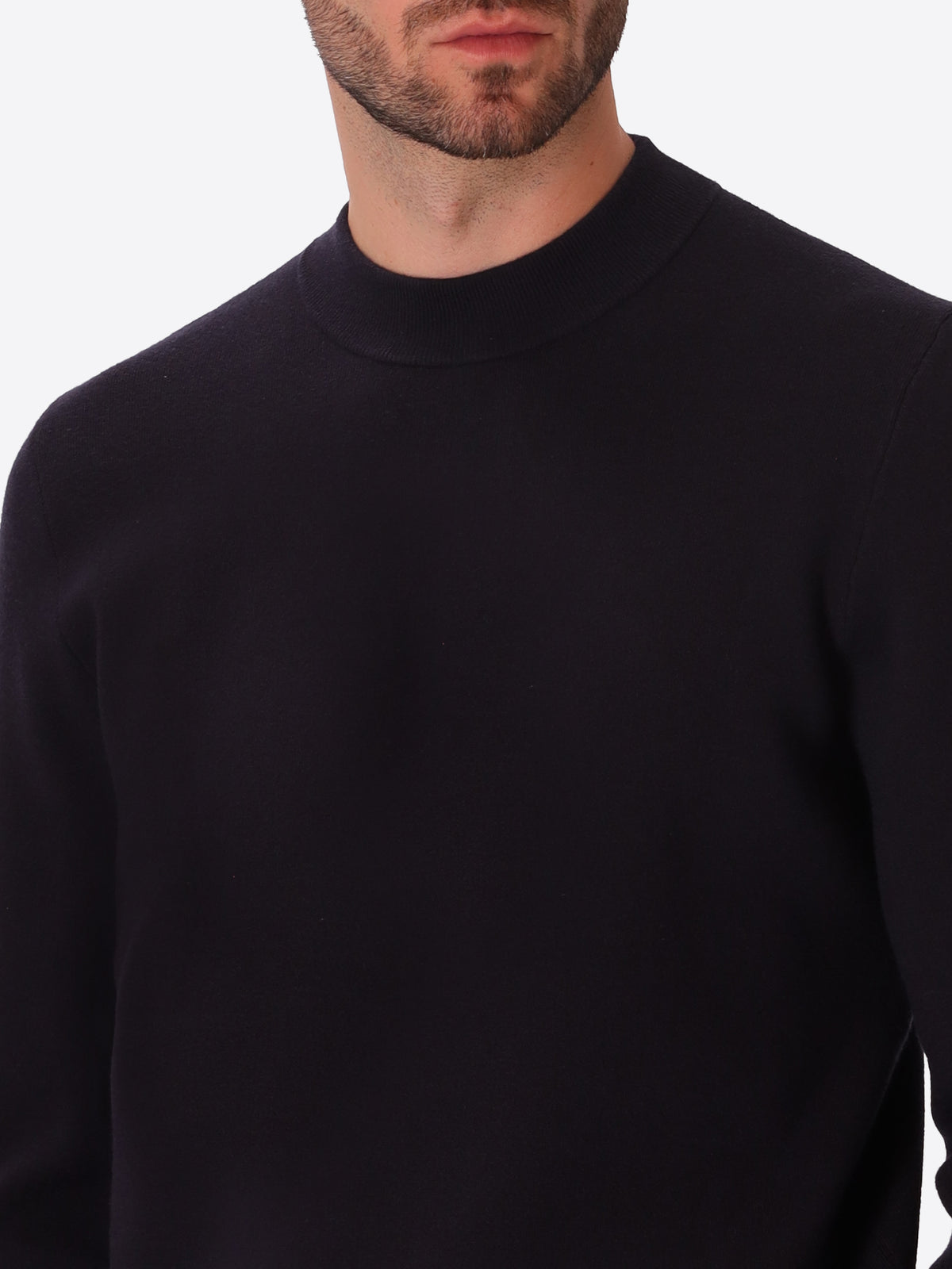 Blue Sustainable Viscose-Blend Compact Knit Turtleneck Sweater Ayres - Close-Up Of The Collar