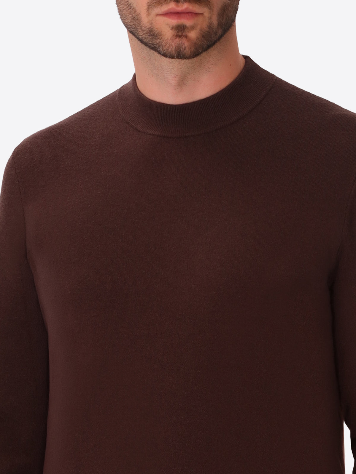 Brown Sustainable Viscose-Blend Compact Knit Turtleneck Sweater Ayres - Close-Up Of The Collar