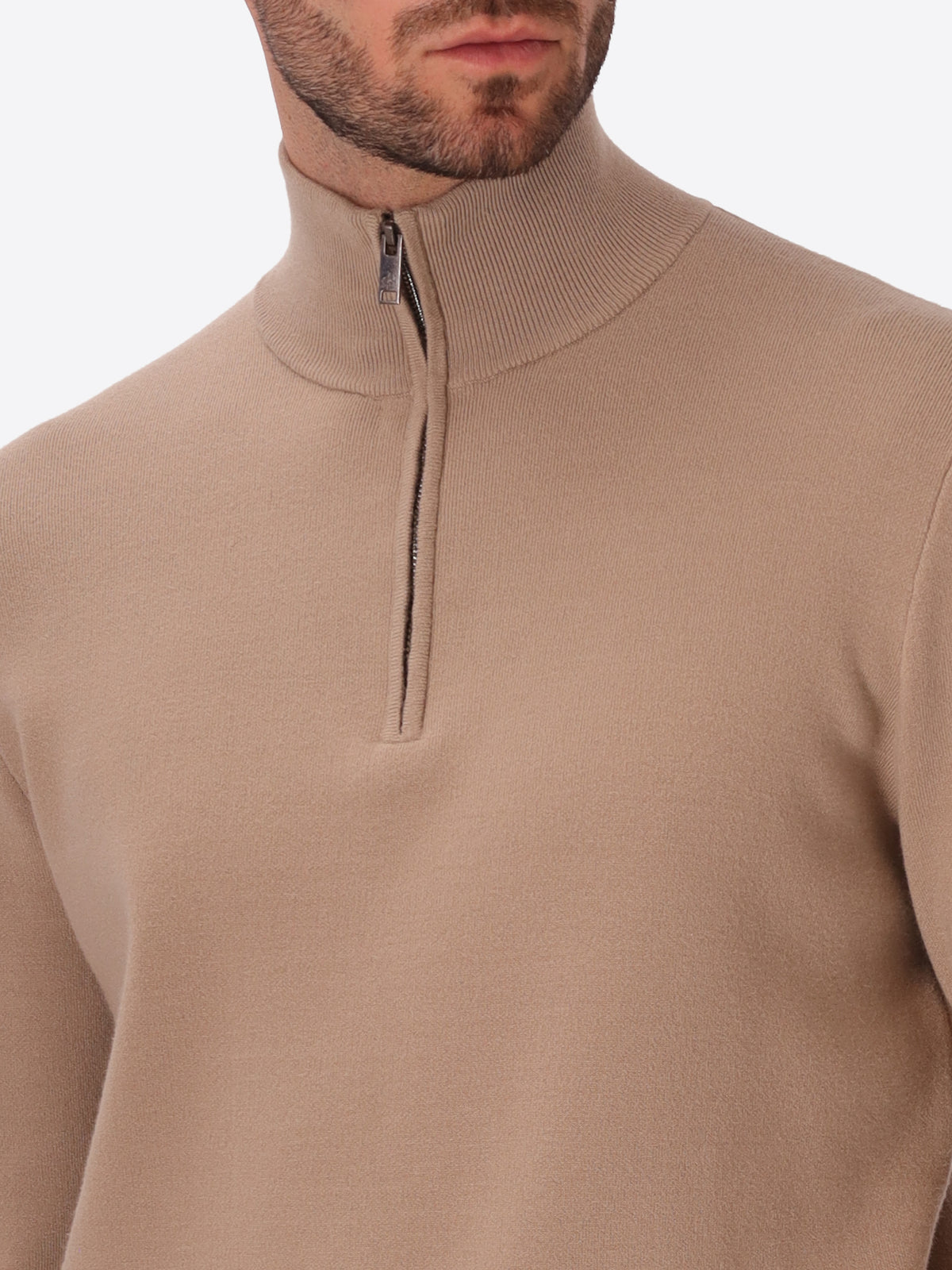 Dove Grey Sustainable Viscose-Blend Compact Knit Zip Turtleneck Sweater Ayres - Close-Up Of The Collar