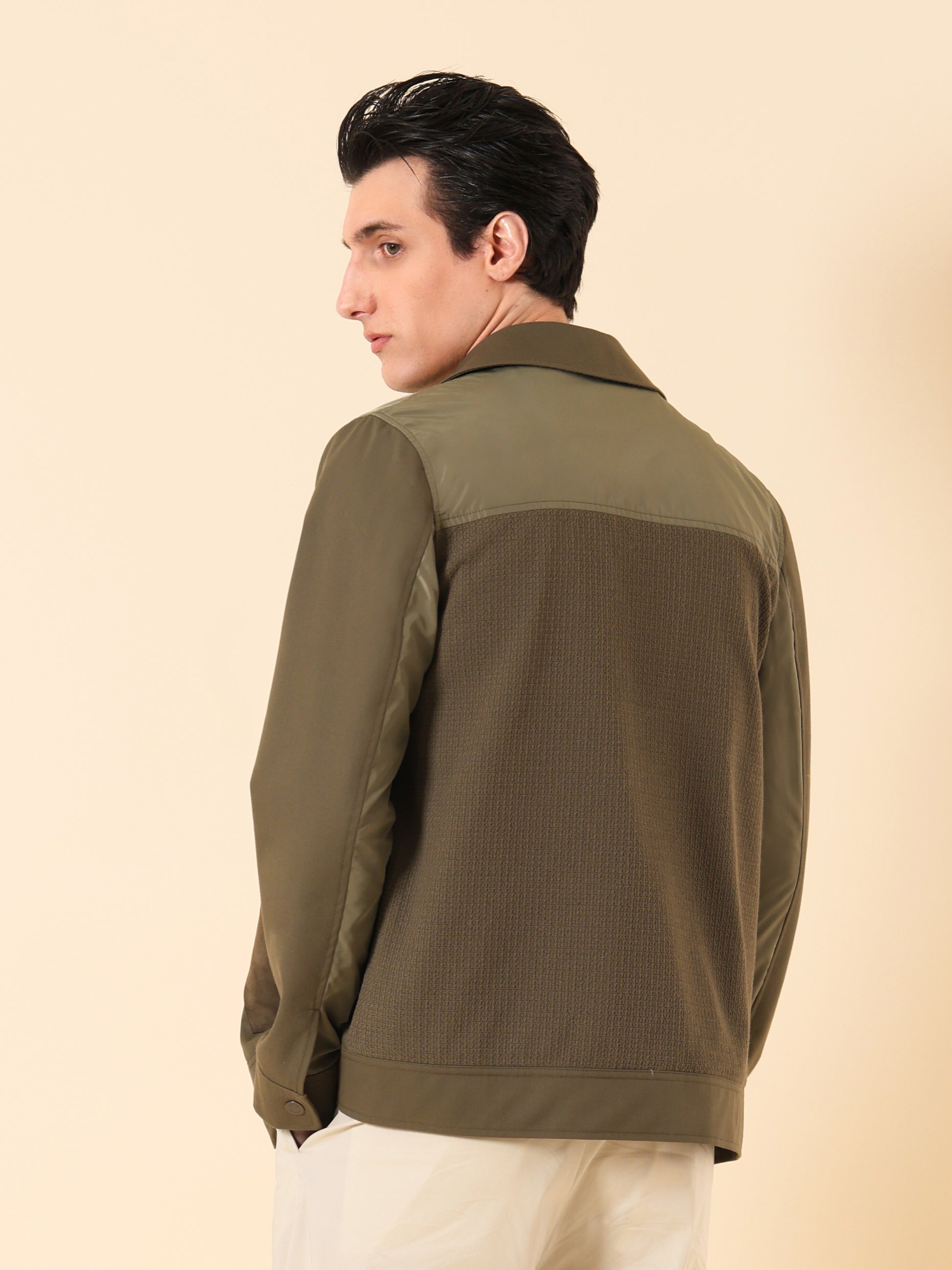Aviatorjacke For The Future Aus Technischem Materialmix