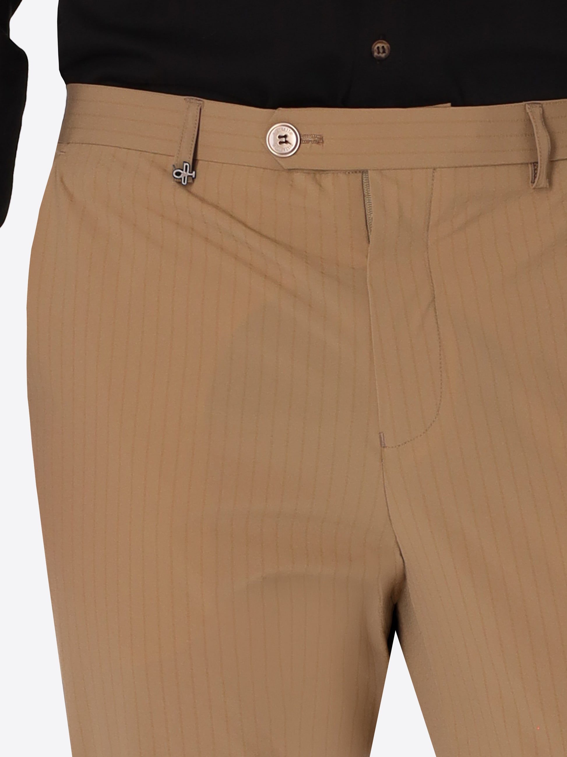 Tailoring Hose Carrubo aus Superkomfort-Gewebe mit Streifenmuster