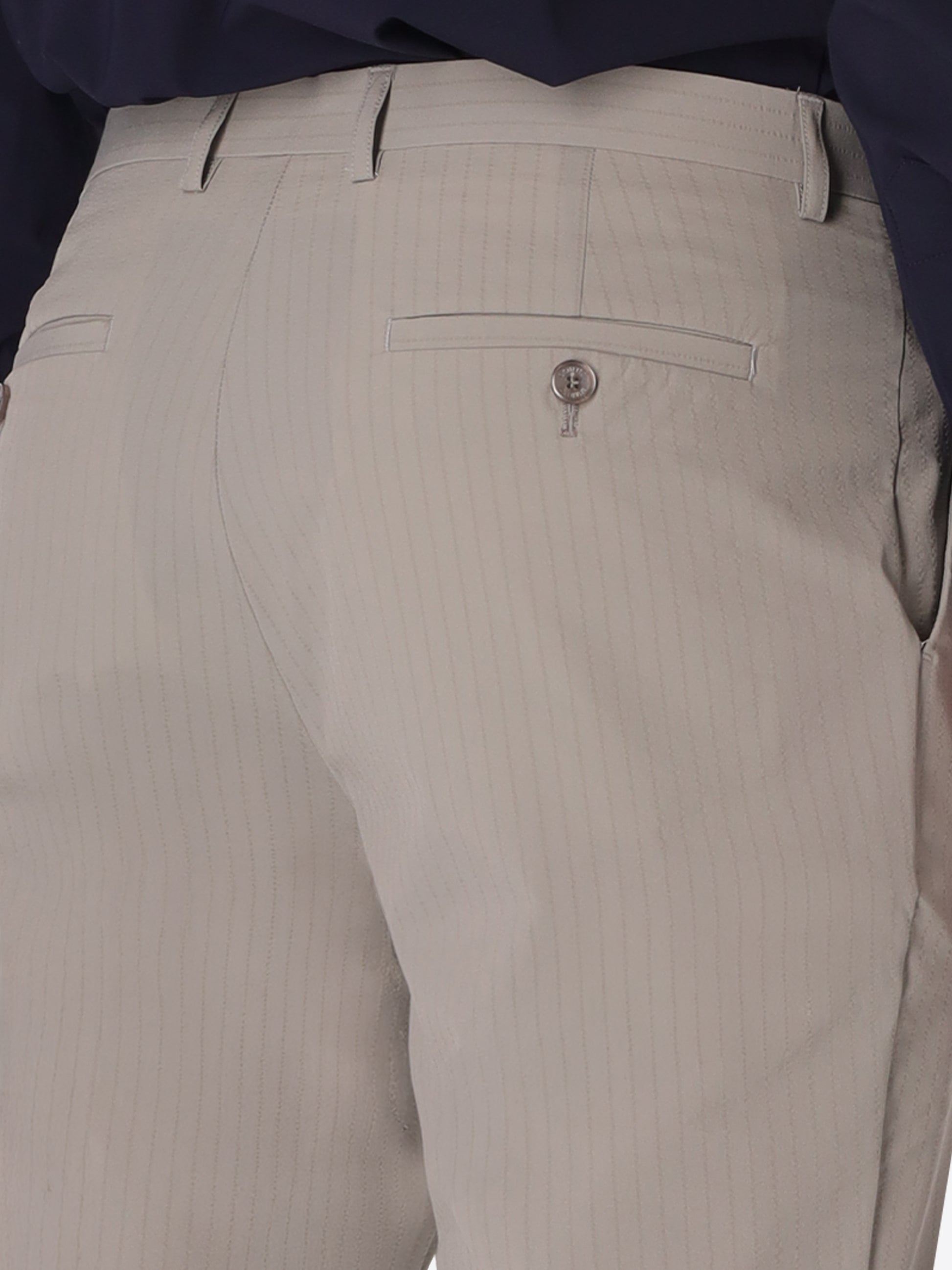 Tailoring Hose Carrubo aus Superkomfort-Gewebe mit Streifenmuster