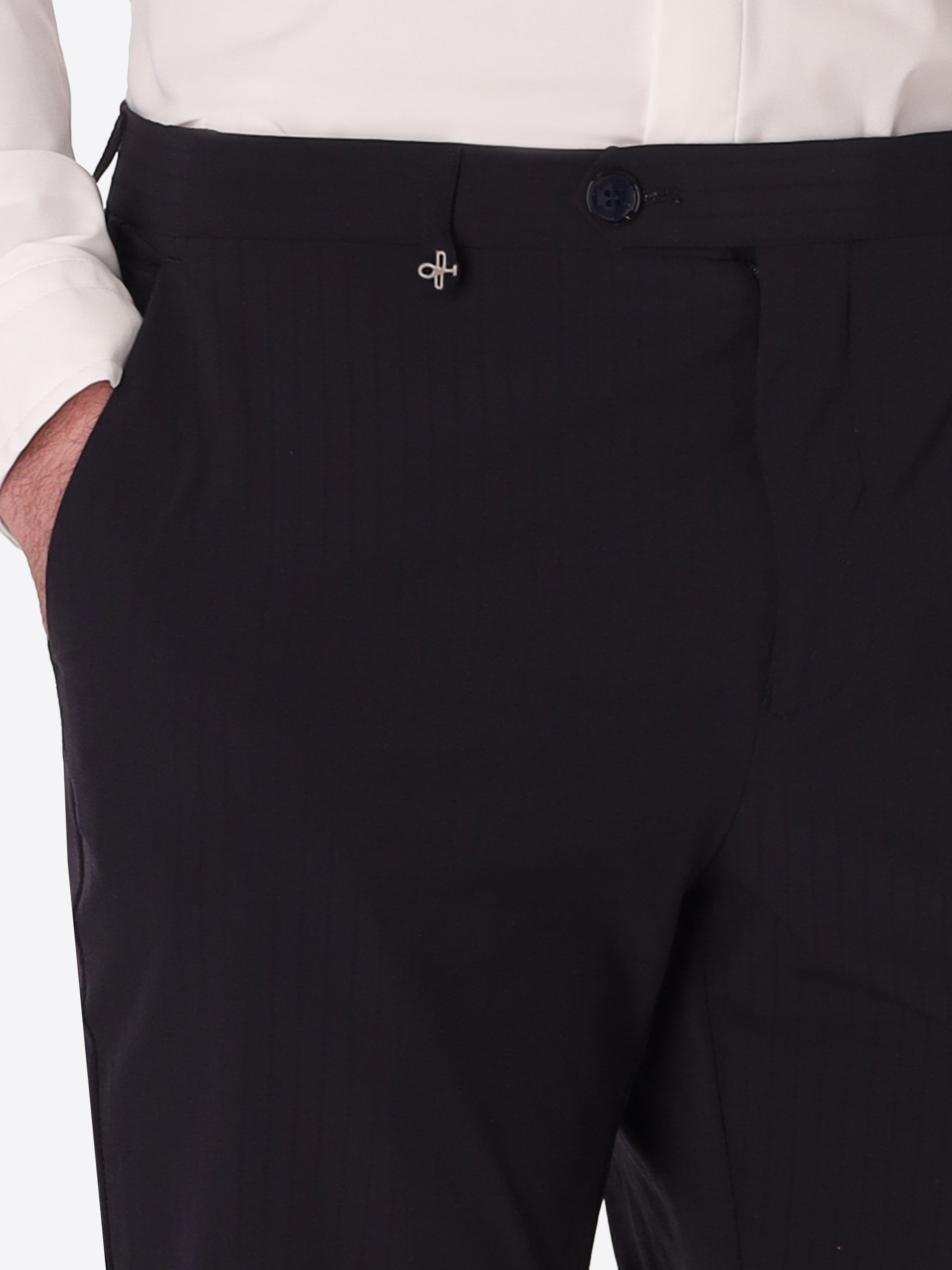 Tailoring Hose Carrubo aus Superkomfort-Gewebe mit Streifenmuster