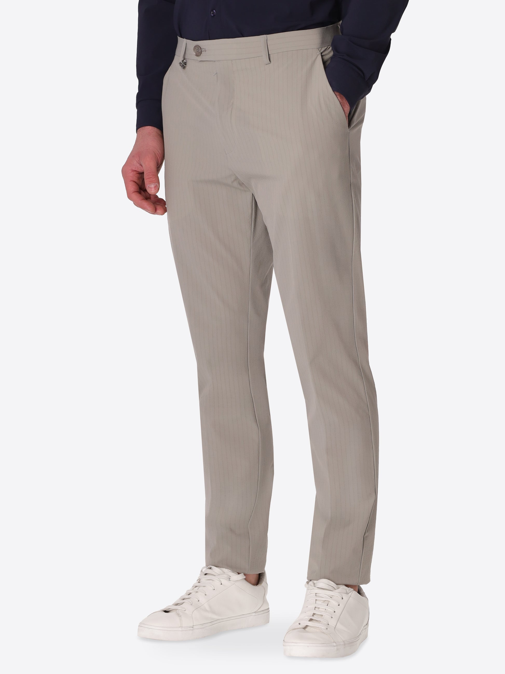 Tailoring Hose Carrubo aus Superkomfort-Gewebe mit Streifenmuster